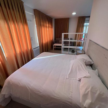 Porriño Apartamentos Sanjuan מראה חיצוני תמונה
